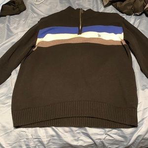 Black Polo Assn. sweater. Ive worn it a few times, it’s in great condition